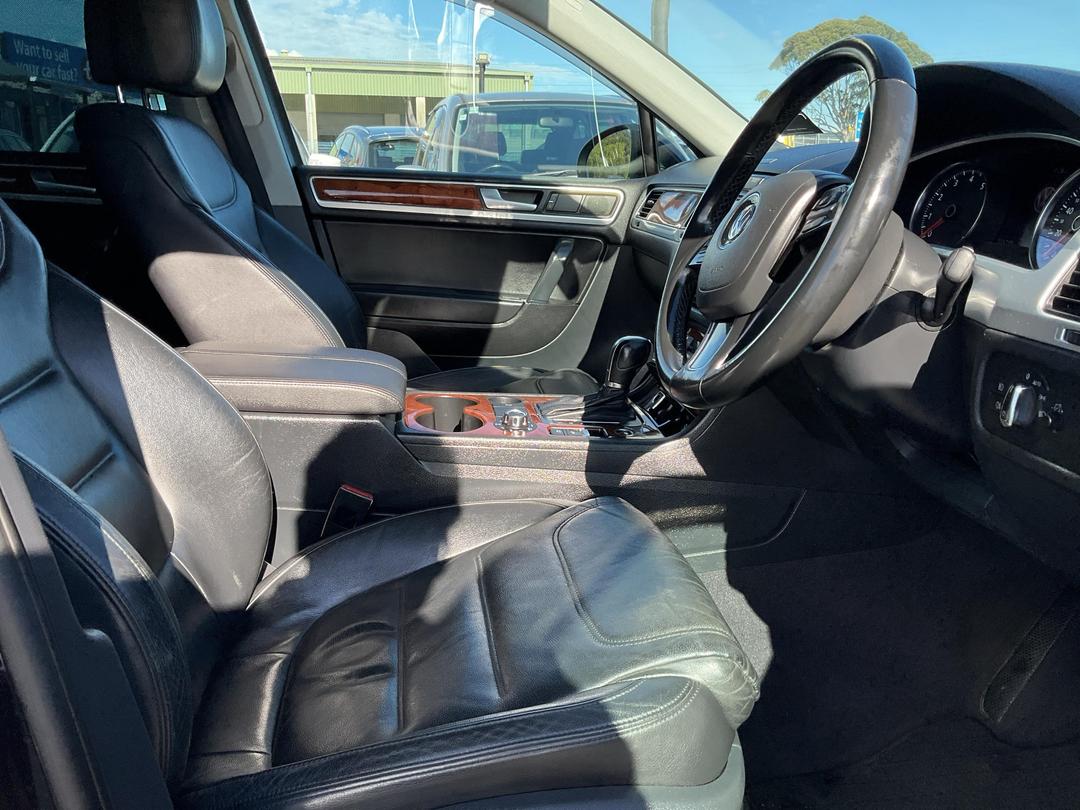 Photo '16' of Volkswagen Touareg