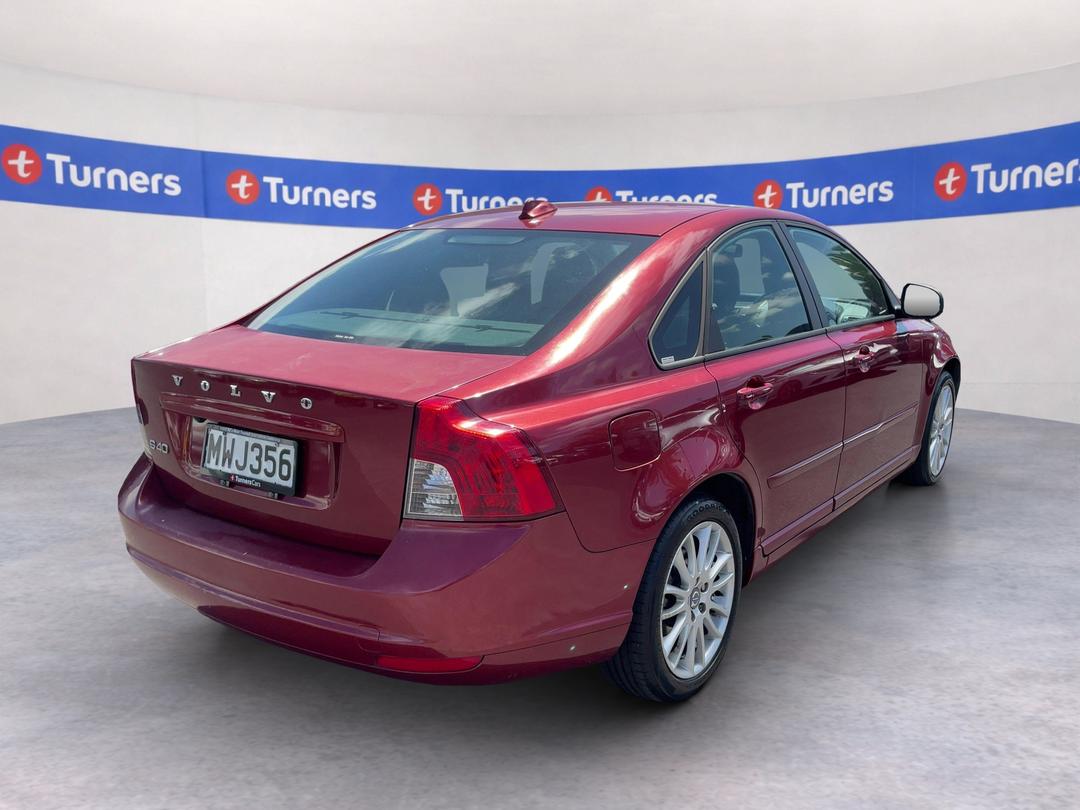 Photo '7' of Volvo S40