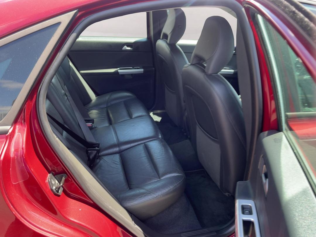 Photo '20' of Volvo S40