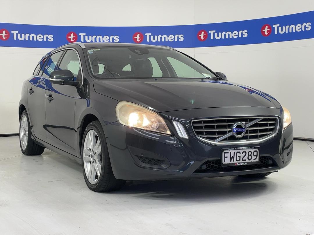 Photo '1' of Volvo V60