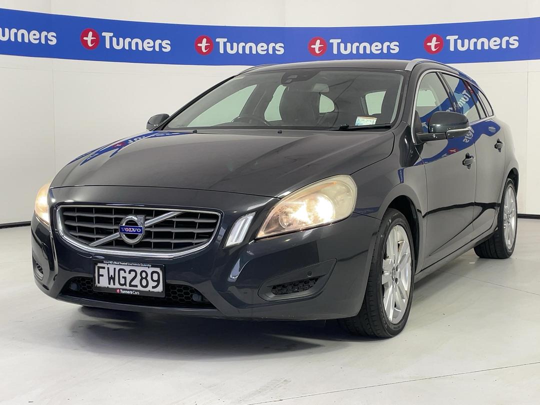 Photo '4' of Volvo V60