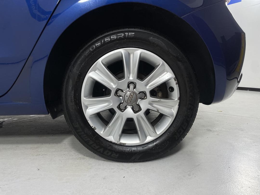 Photo '6' of Audi A1