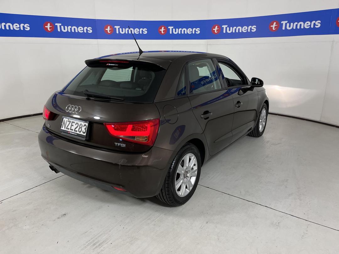 Photo '7' of Audi A1