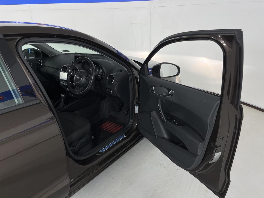 Photo '15' of Audi A1