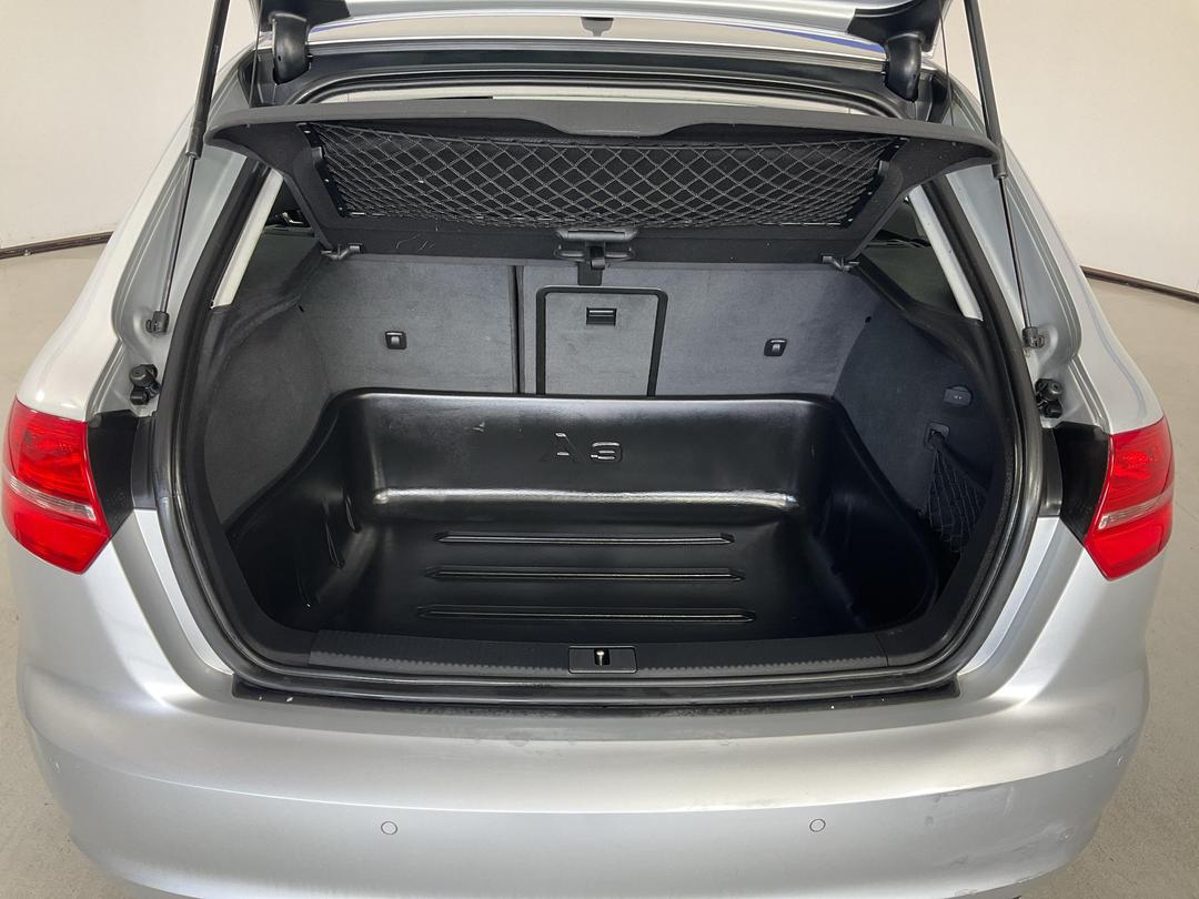 Photo '14' of Audi A3