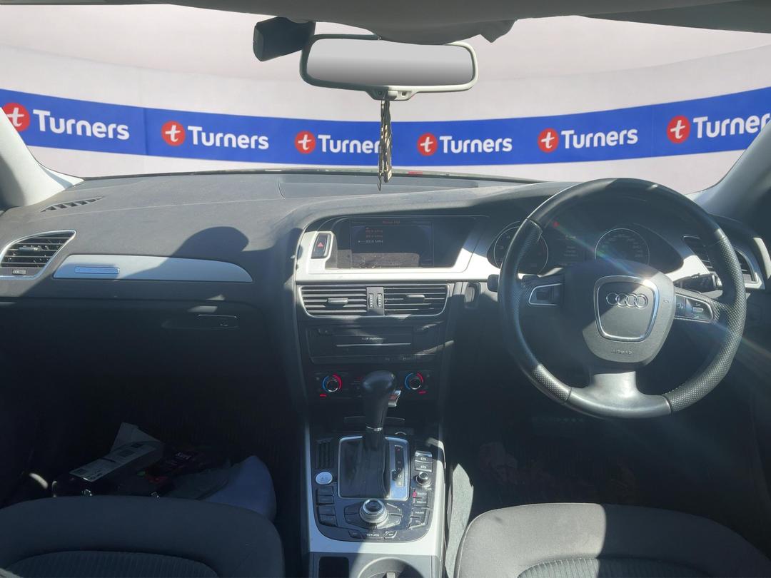 Photo '15' of Audi A4 Avant 2.0TQ Photo '15' of Audi A4 Avant 2.0TQ