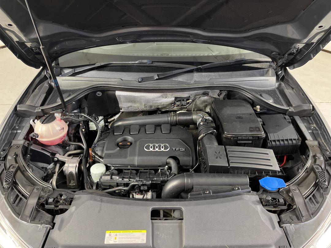 Photo '13' of Audi Q3