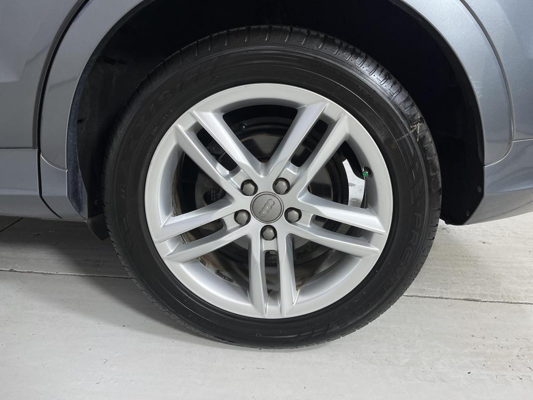 Photo '11' of Audi Q3