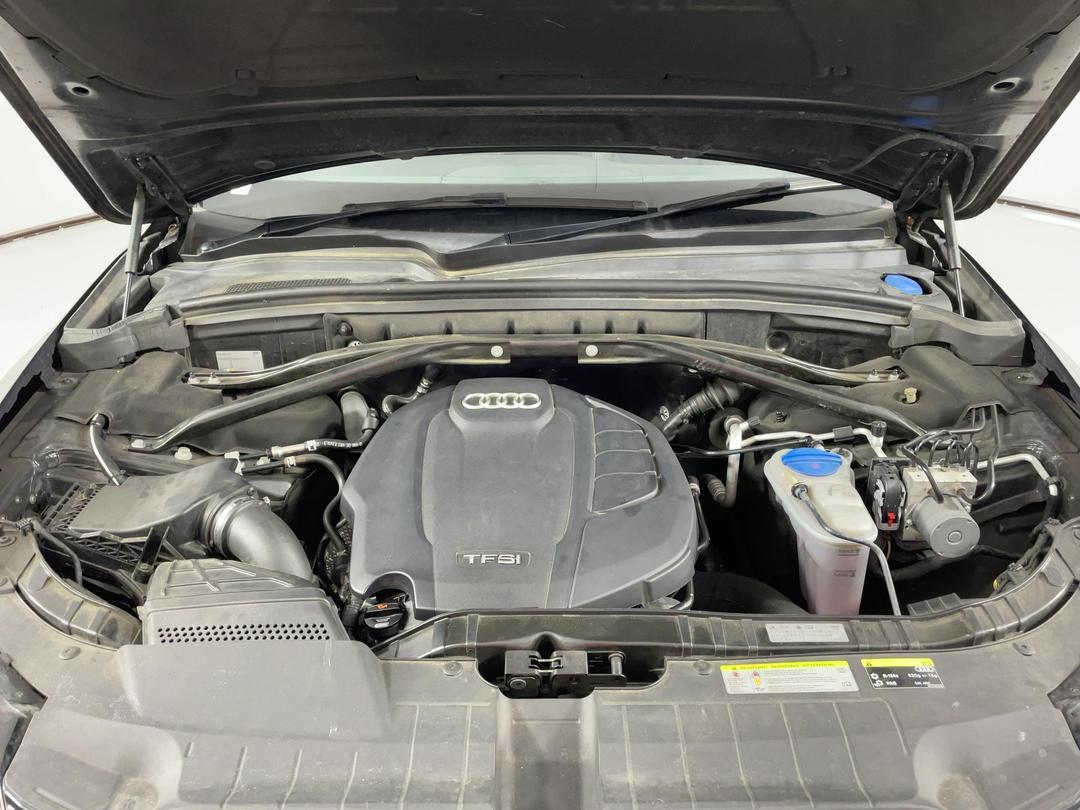 Photo '6' of Audi Q5 2.0 Photo '6' of Audi Q5 2.0