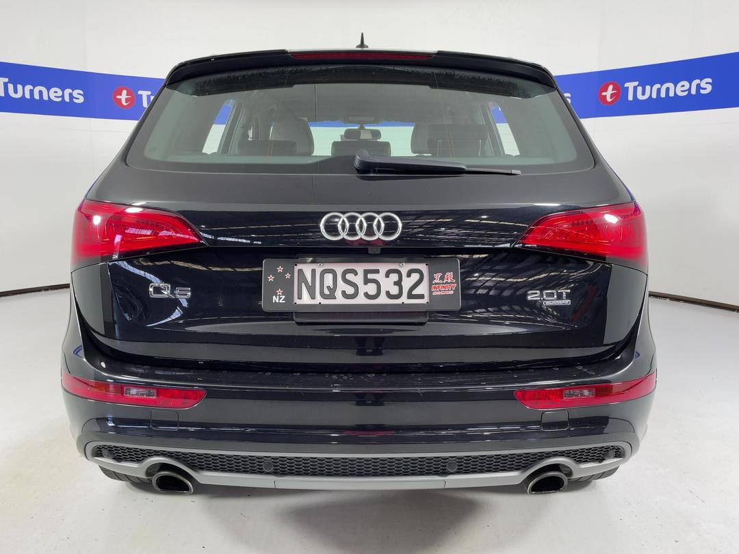 Photo '9' of Audi Q5 2.0 Photo '9' of Audi Q5 2.0