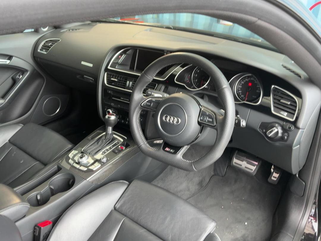 Photo '11' of Audi RS5 FSI Quattro Photo '11' of Audi RS5 FSI Quattro