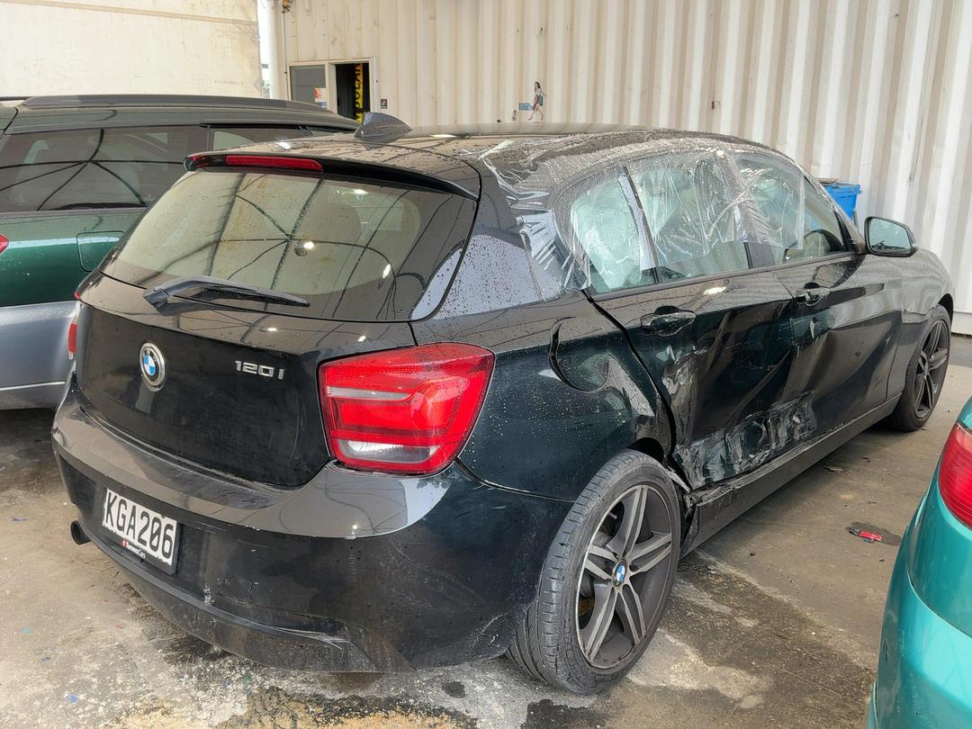Photo '6' of BMW 1 Series 120I