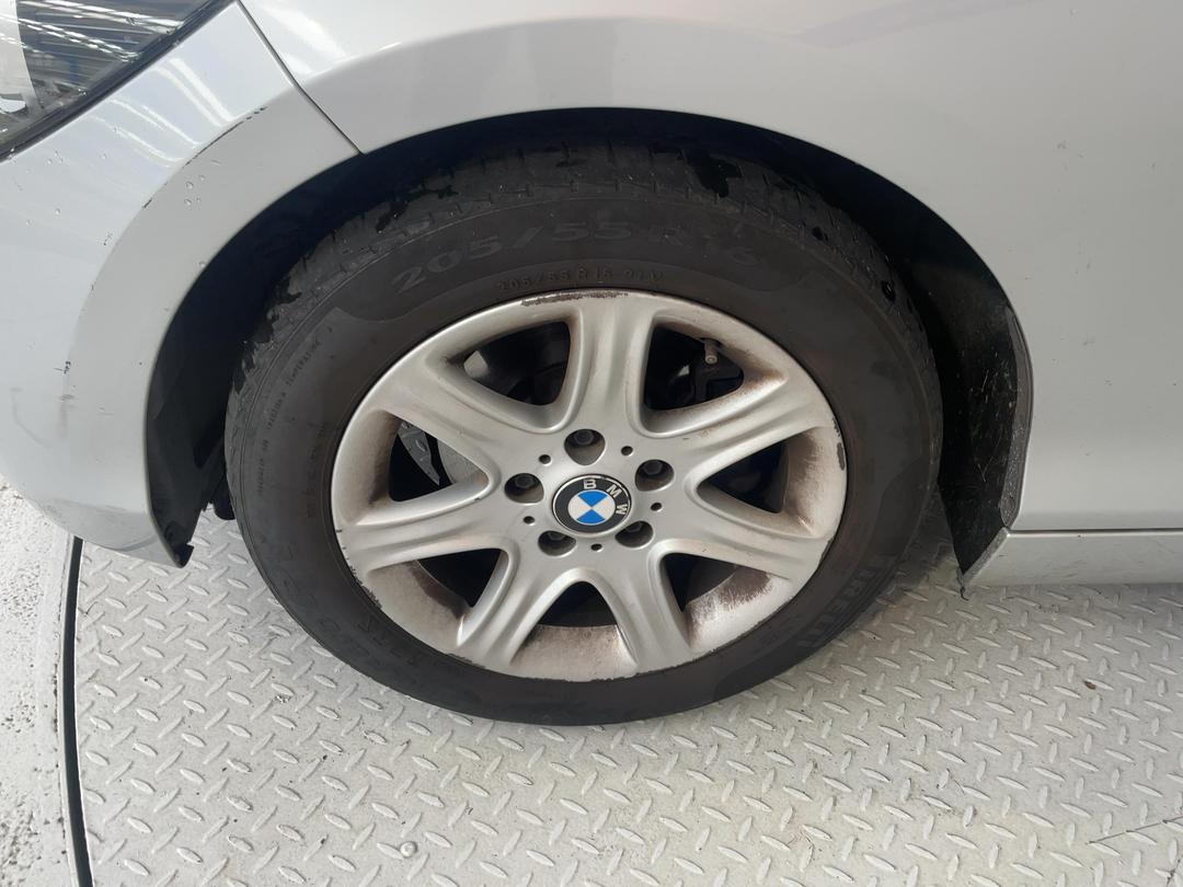 Photo '10' of BMW 1 Series