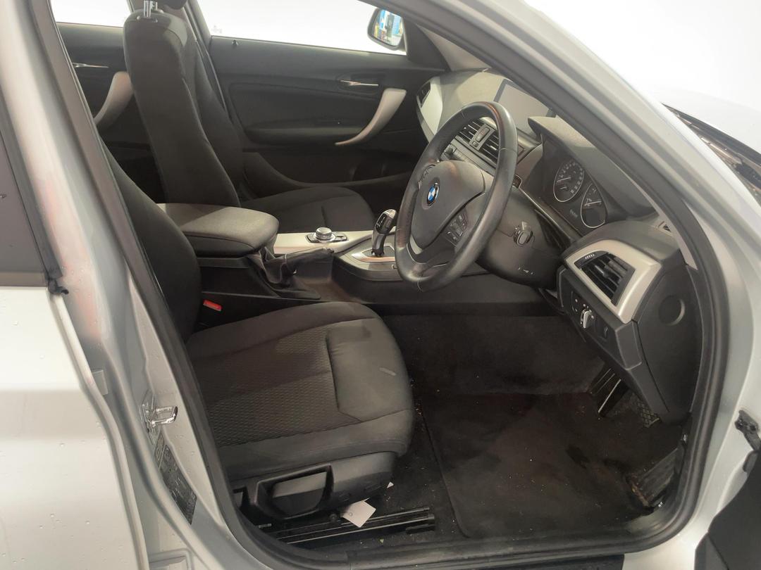 Photo '16' of BMW 1 Series