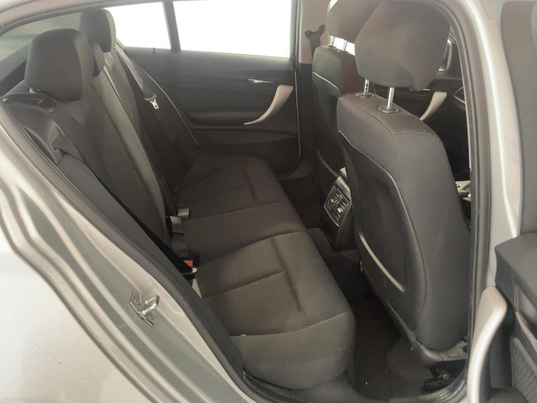 Photo '20' of BMW 1 Series