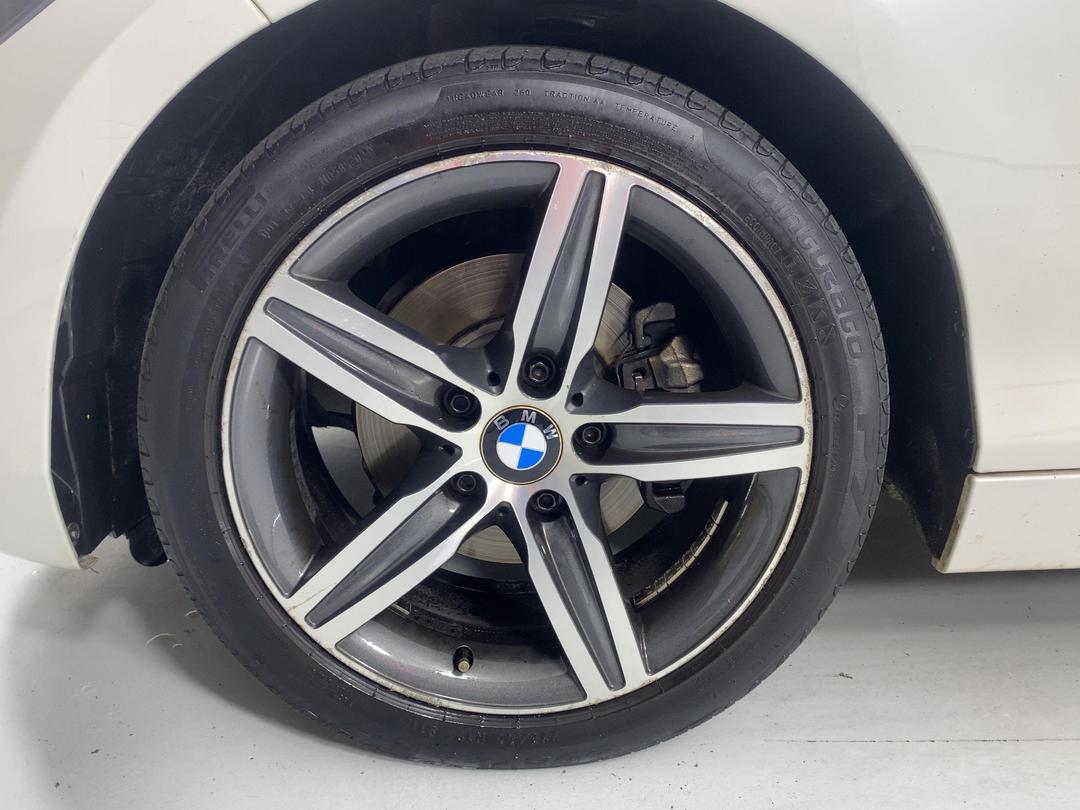 Photo '10' of BMW 1 Series