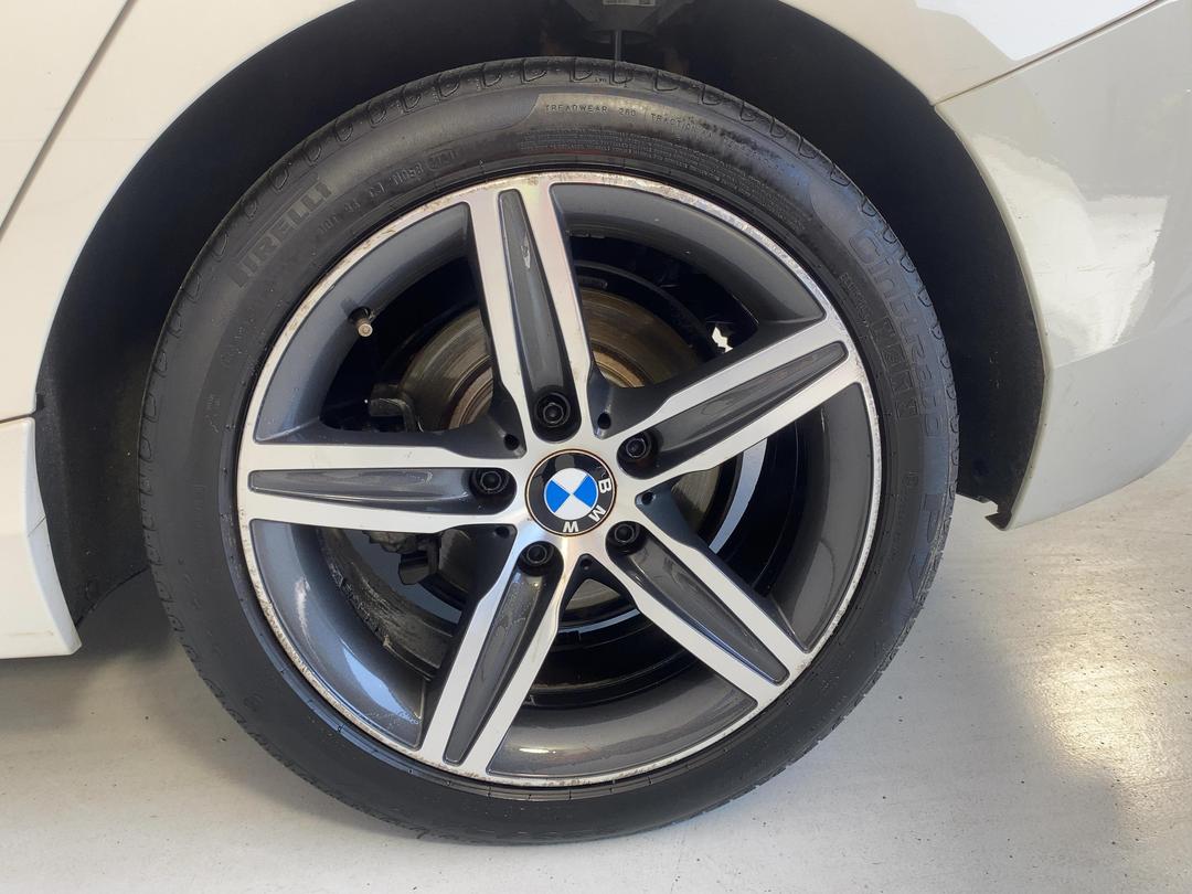 Photo '11' of BMW 1 Series