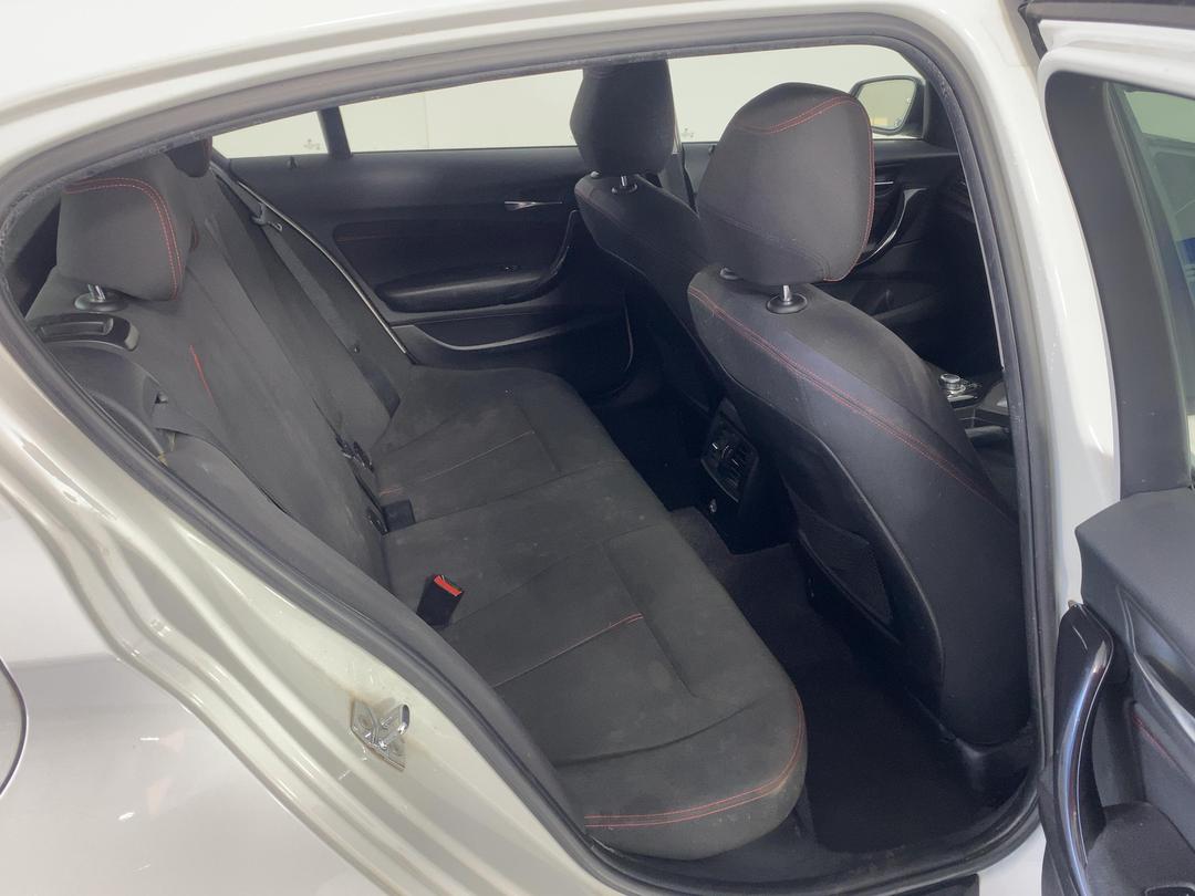 Photo '20' of BMW 1 Series