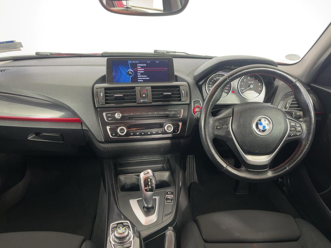 Photo '17' of BMW 1 Series