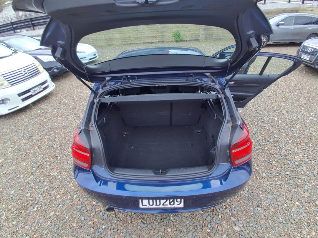 Photo '14' of BMW 1 Series 120I Photo '14' of BMW 1 Series 120I