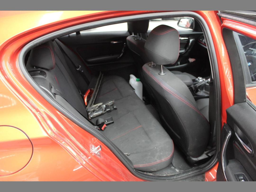 Photo '8' of BMW 1 Series 116I Photo '8' of BMW 1 Series 116I