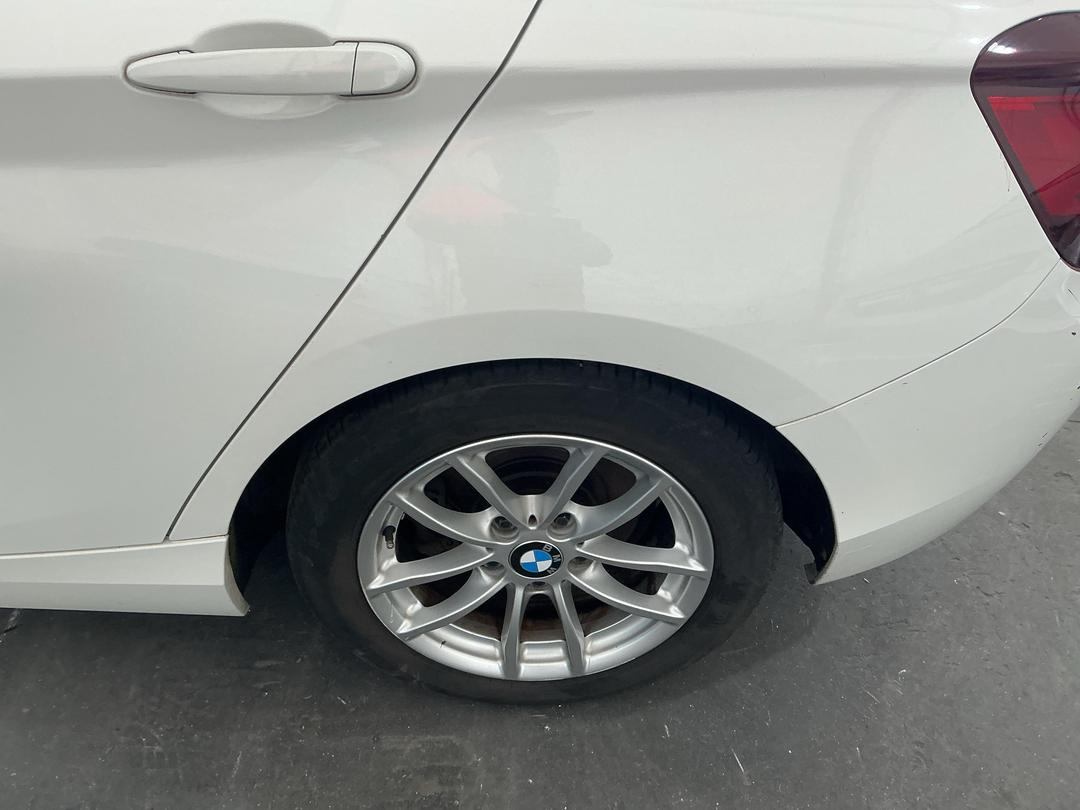 Photo '19' of BMW 116I