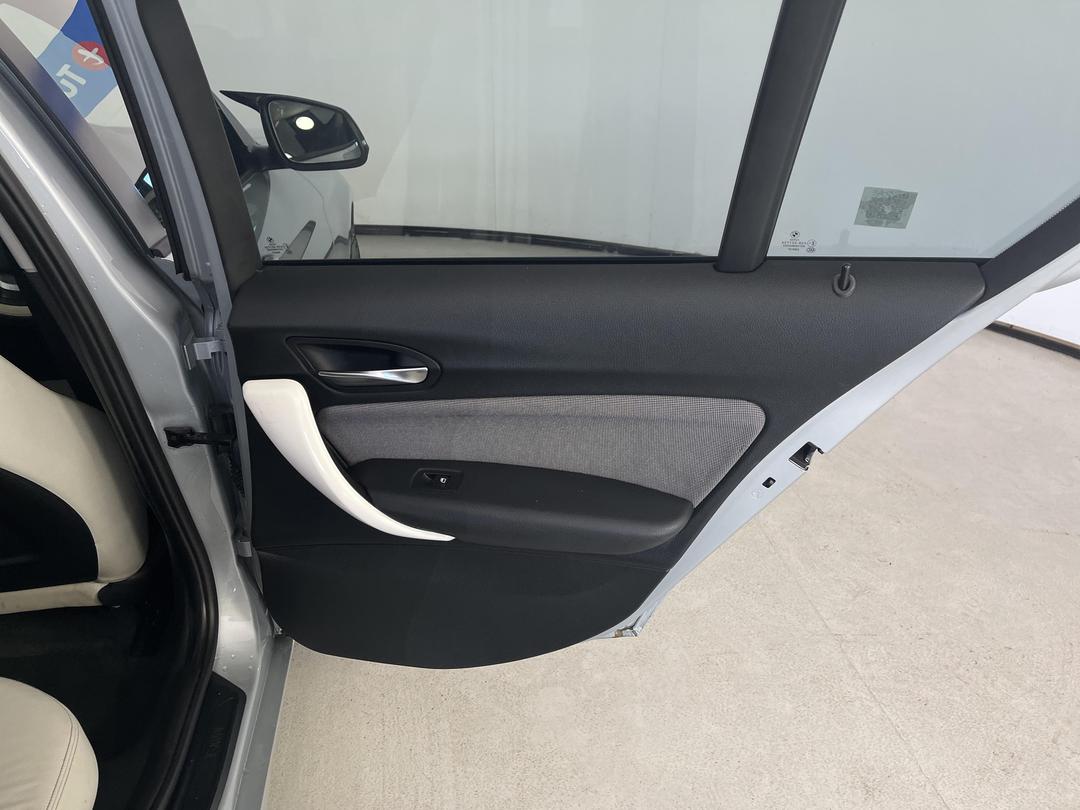 Photo '19' of BMW 116I