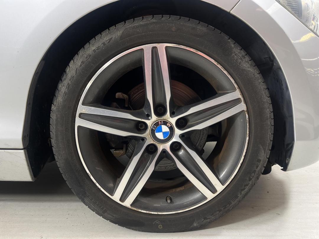 Photo '9' of BMW 120I