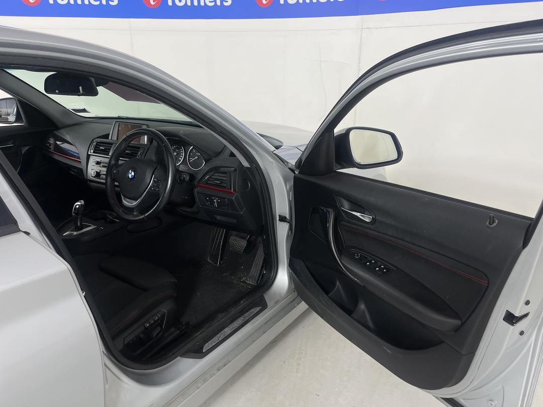 Photo '15' of BMW 120I