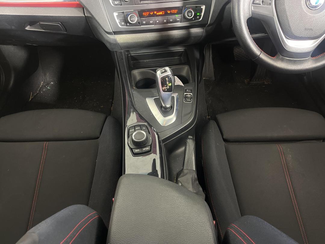 Photo '23' of BMW 120I