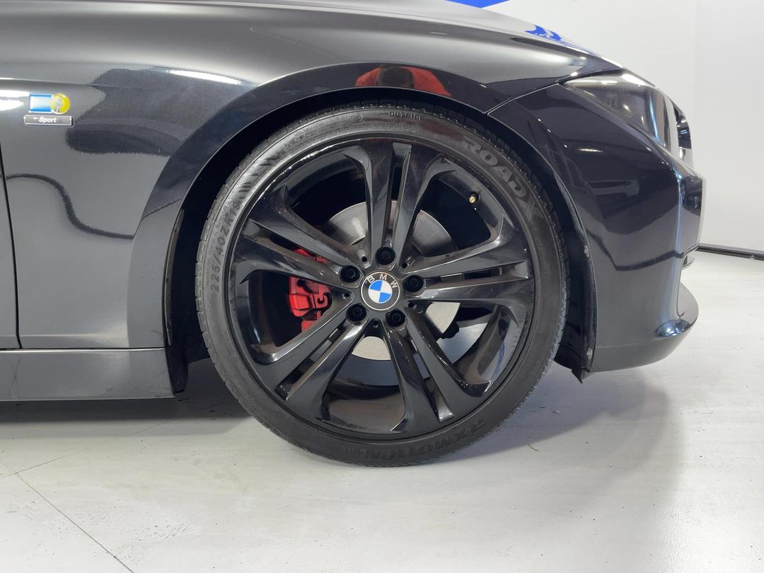 Photo '9' of BMW 3 Series