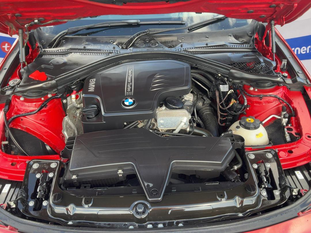 Photo '13' of BMW 3 Series