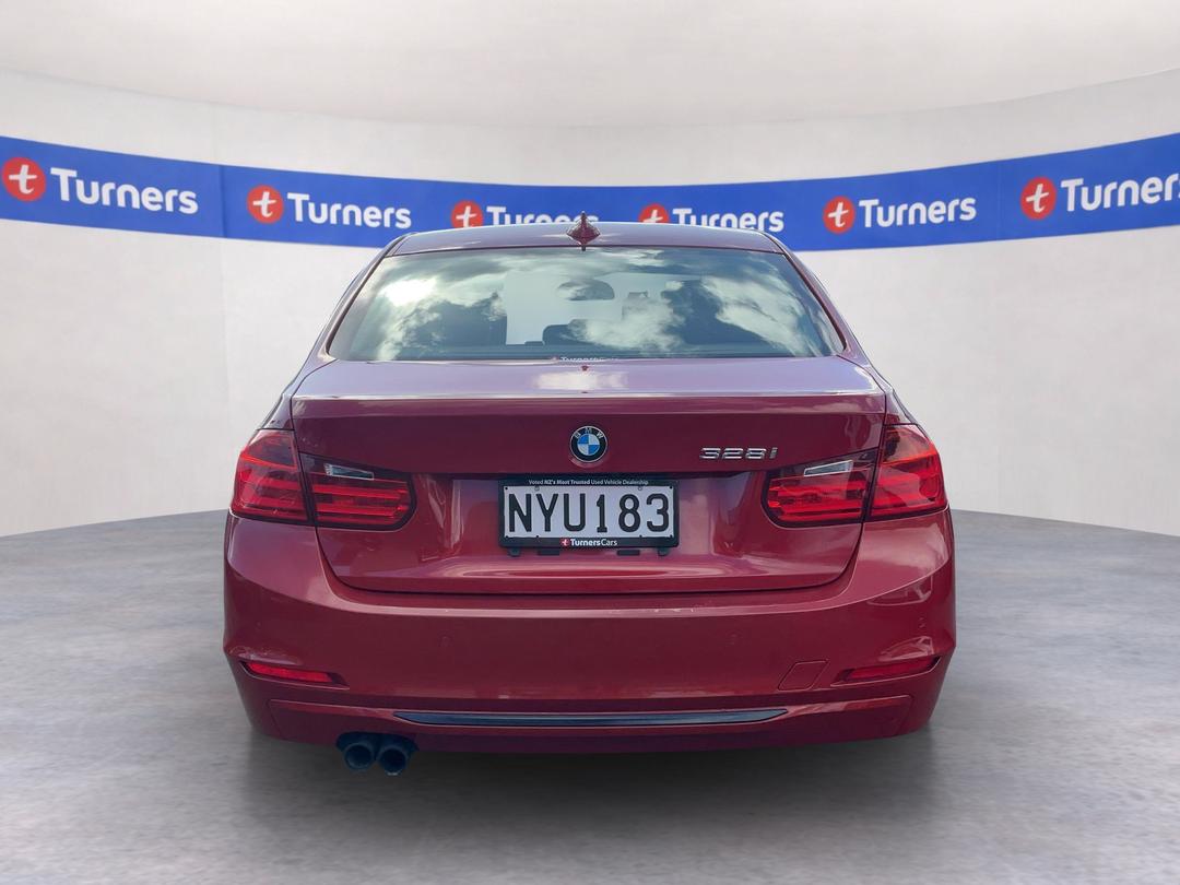 Photo '6' of BMW 3 Series