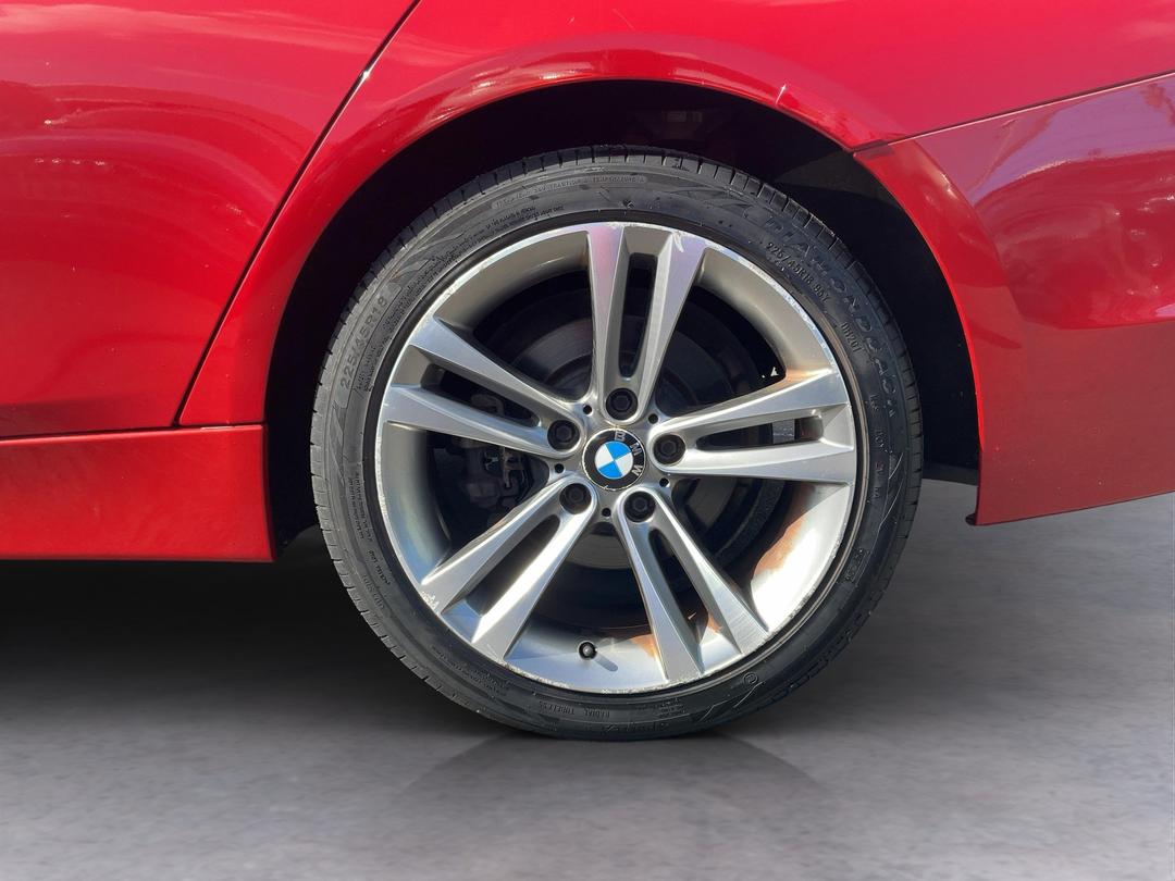 Photo '11' of BMW 3 Series