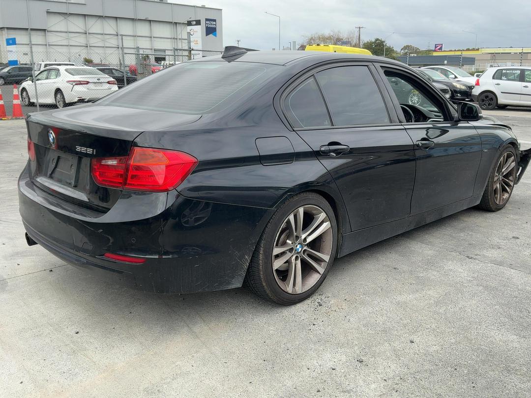 Photo '5' of BMW 3 Series 328I