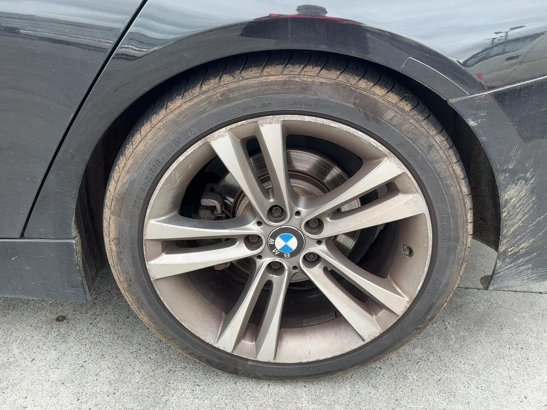 Photo '9' of BMW 3 Series 328I
