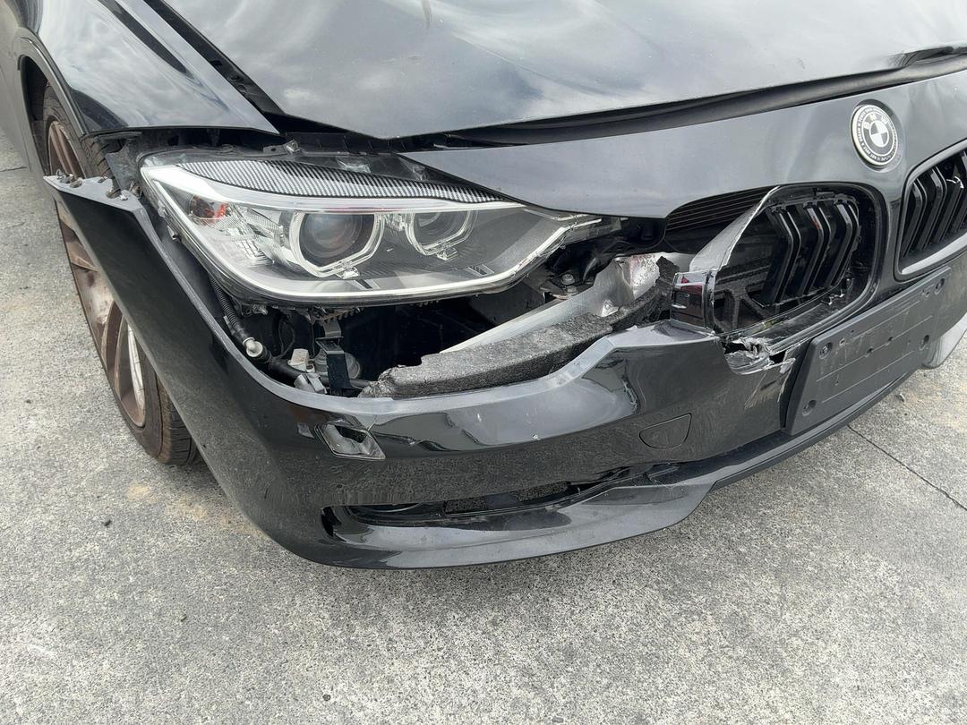 Photo '10' of BMW 3 Series 328I