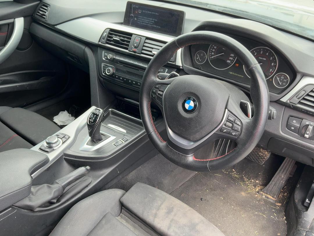 Photo '19' of BMW 3 Series 328I