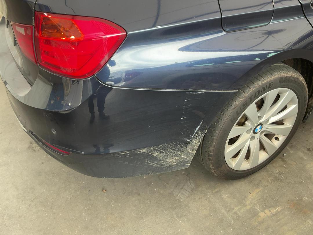 Photo '13' of BMW 3 Series 320I Photo '13' of BMW 3 Series 320I