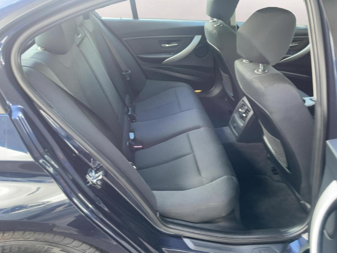 Photo '20' of BMW 3 Series
