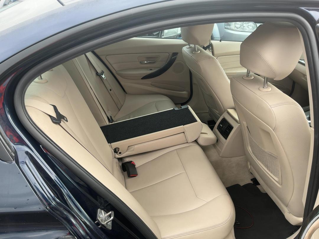 Photo '17' of BMW 318D