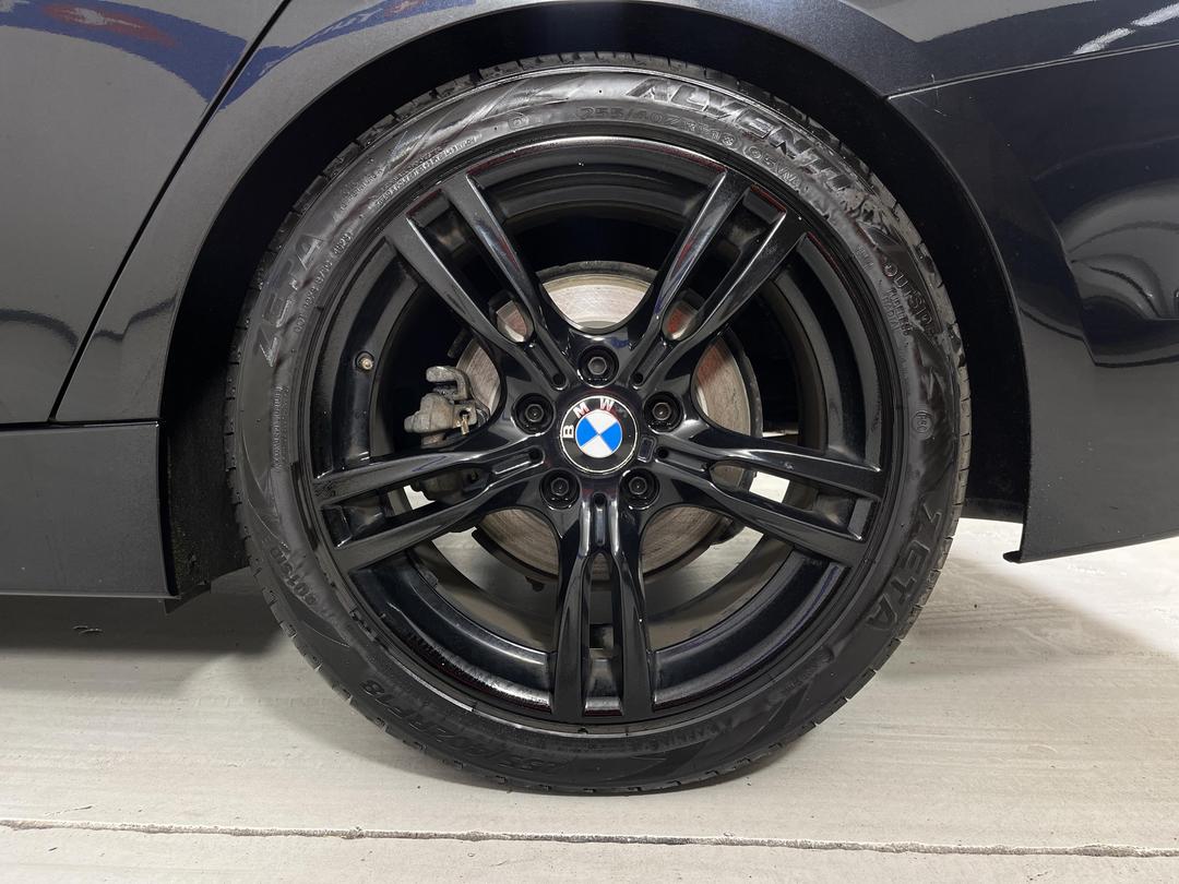 Photo '11' of BMW 320I