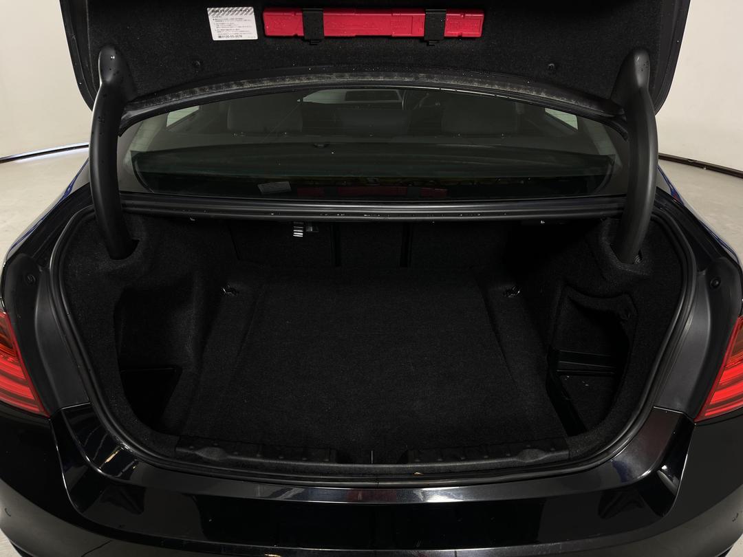 Photo '14' of BMW 320I