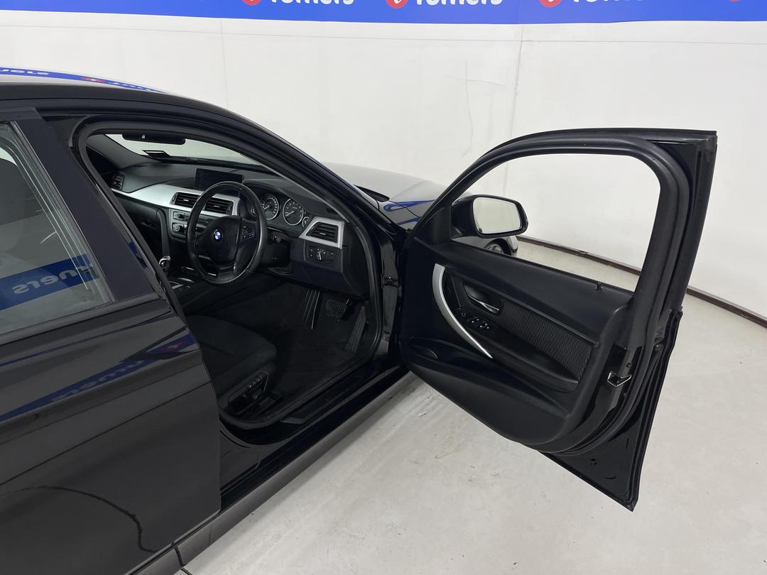 Photo '15' of BMW 320I