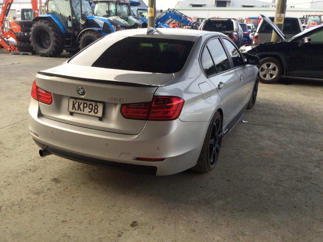 Photo '6' of BMW 320I