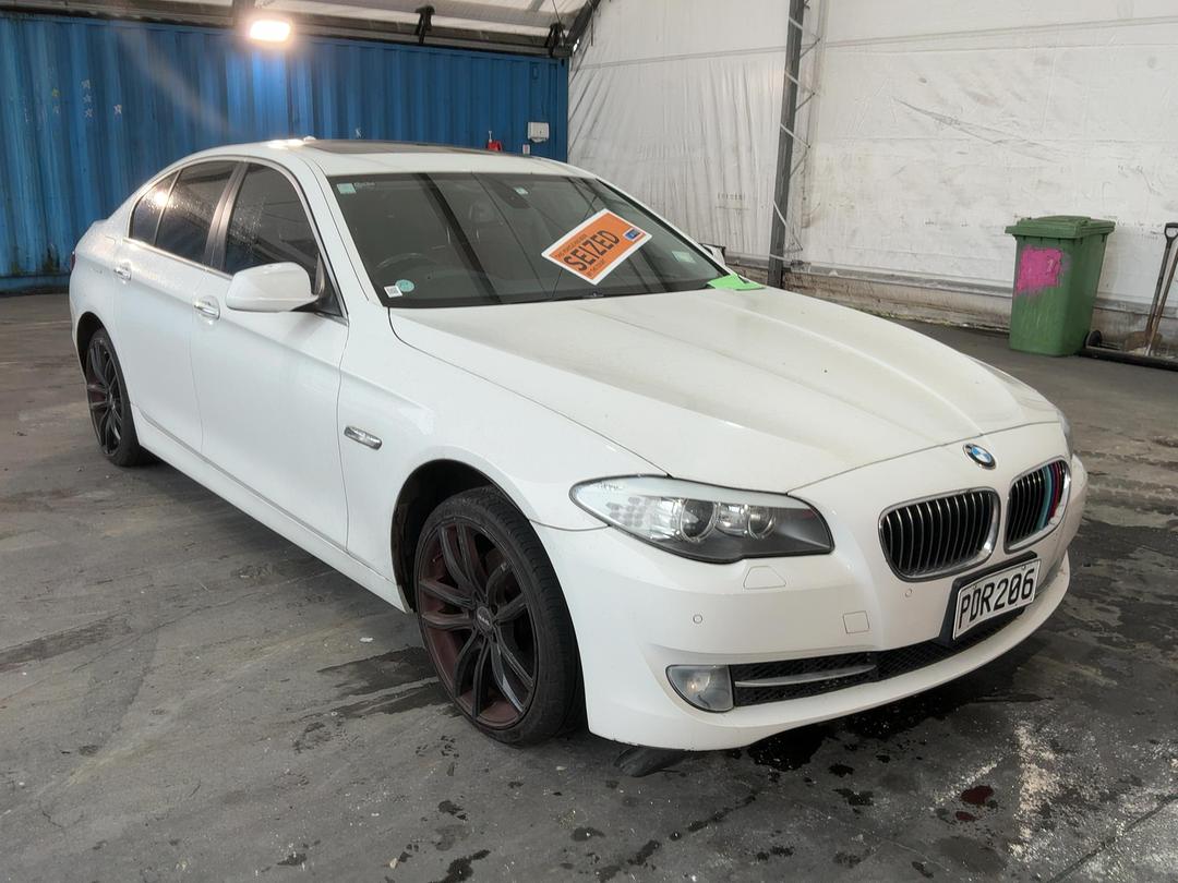 Photo '2' of BMW 5 Series 523I Photo '2' of BMW 5 Series 523I