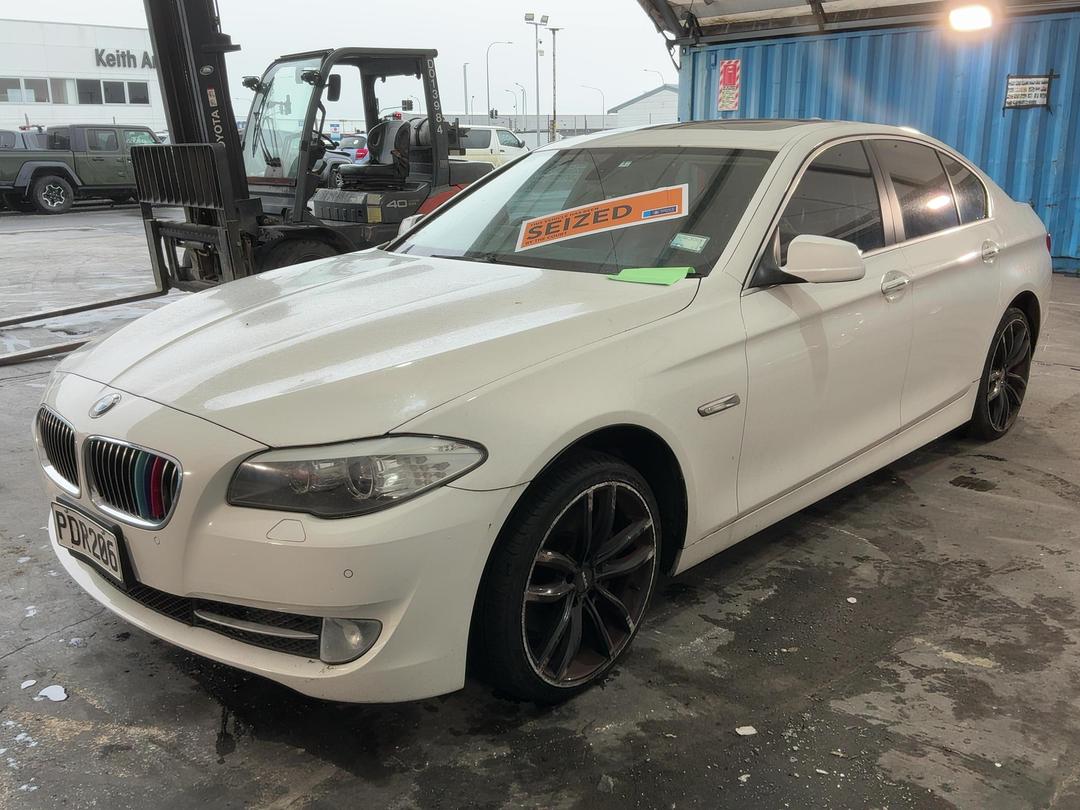 Photo '4' of BMW 5 Series 523I Photo '4' of BMW 5 Series 523I