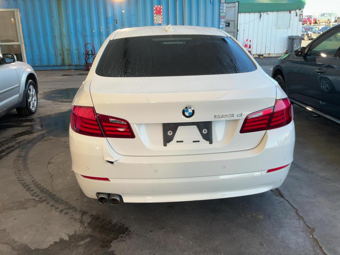 Photo '9' of BMW 5 Series 523D