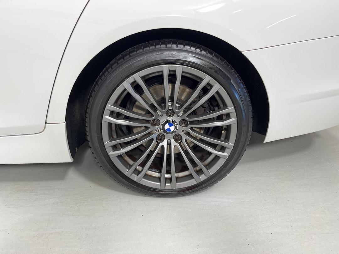 Photo '11' of BMW 535I