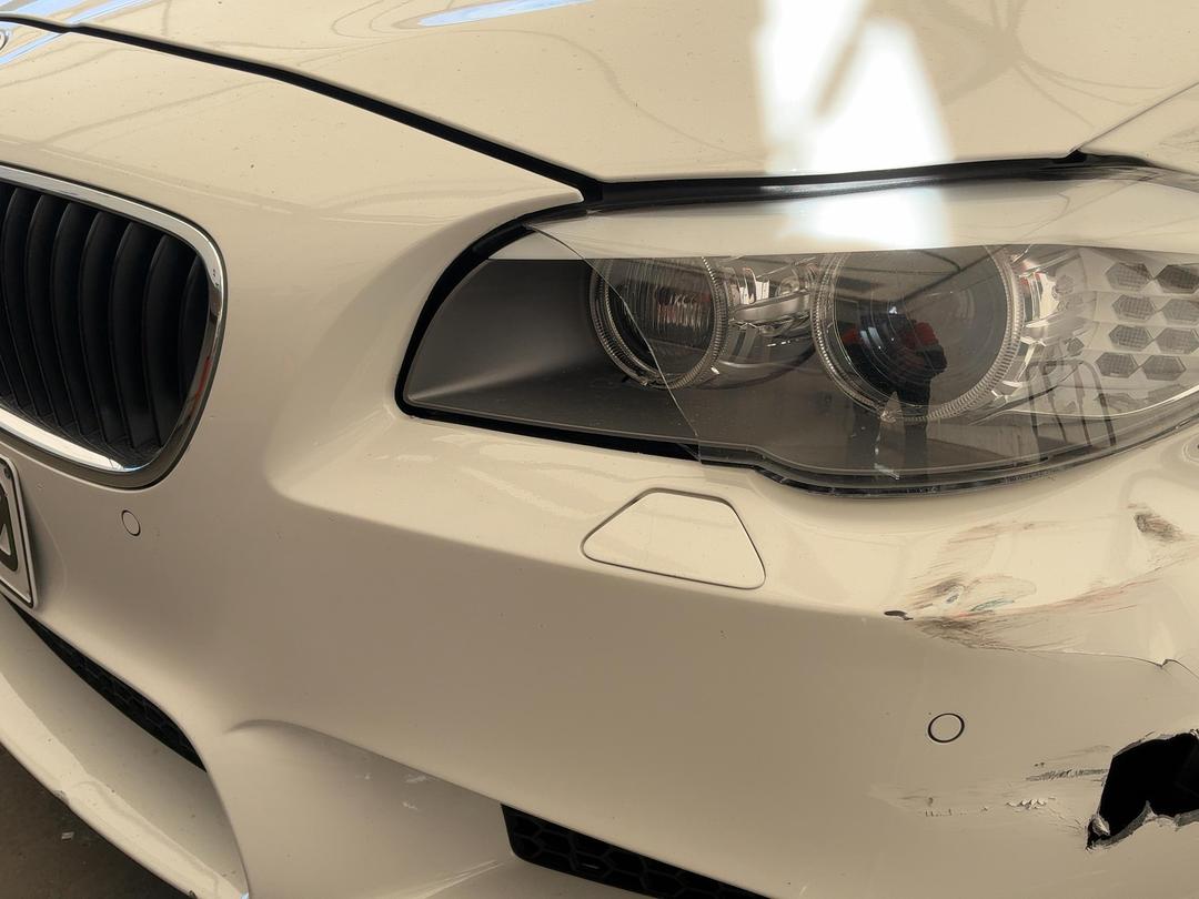 Photo '3' of BMW M Series M5 7A Photo '3' of BMW M Series M5 7A